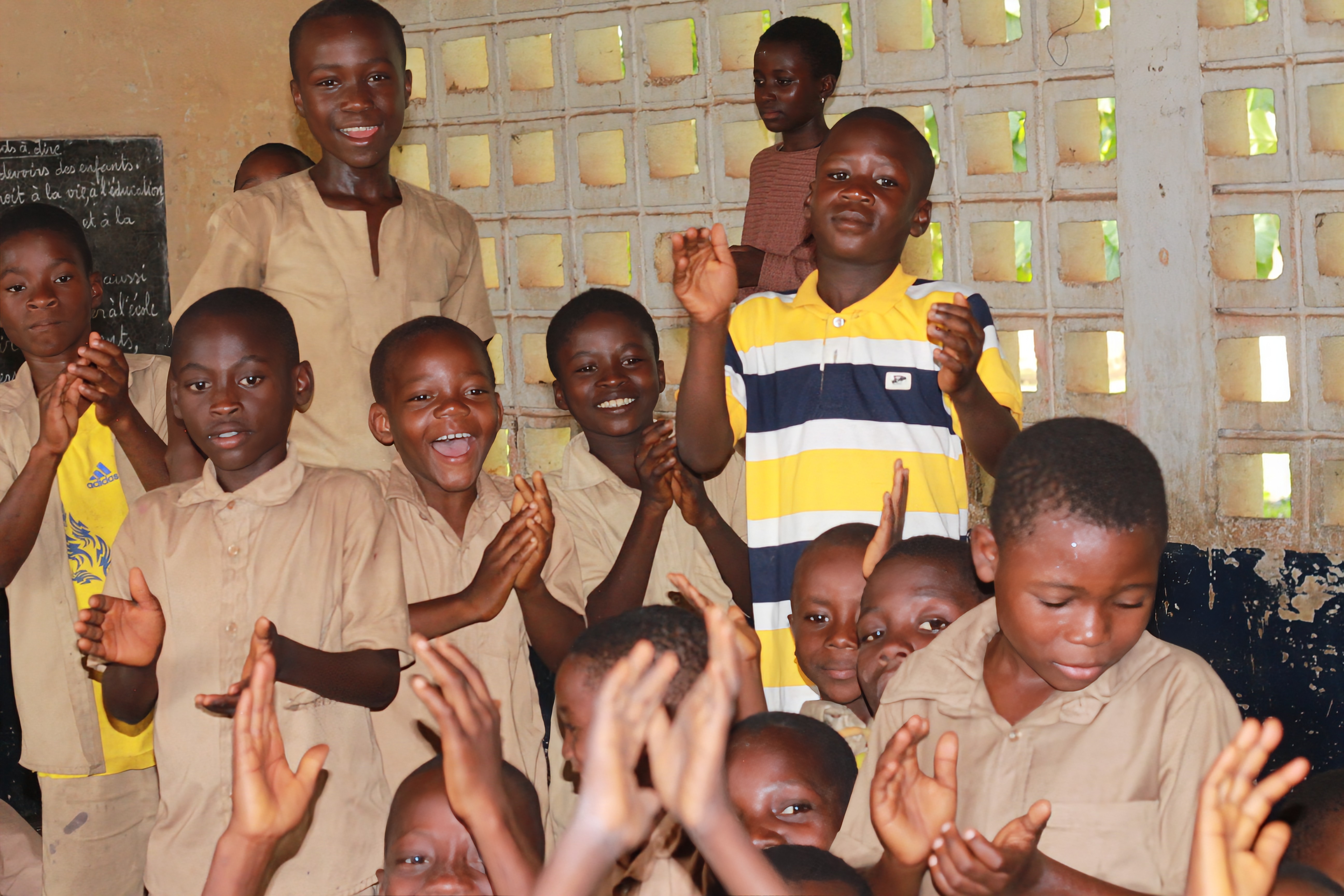enfant togolais souriant